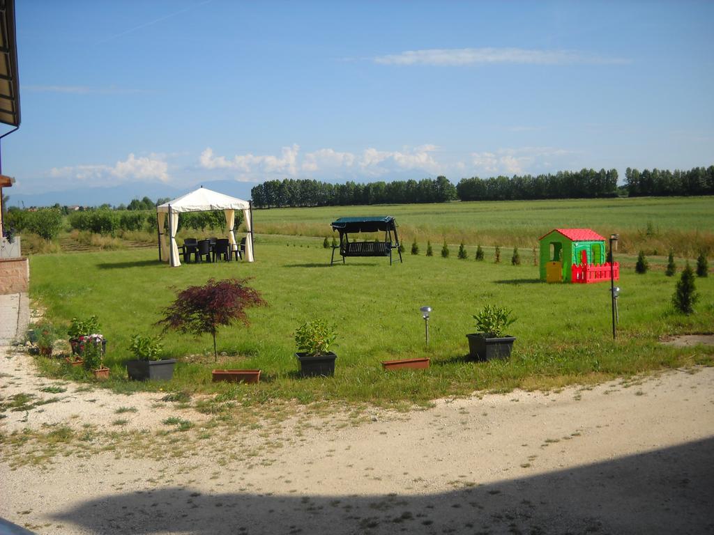 Agriturismo Campi Di Grano Roncade Bagian luar foto