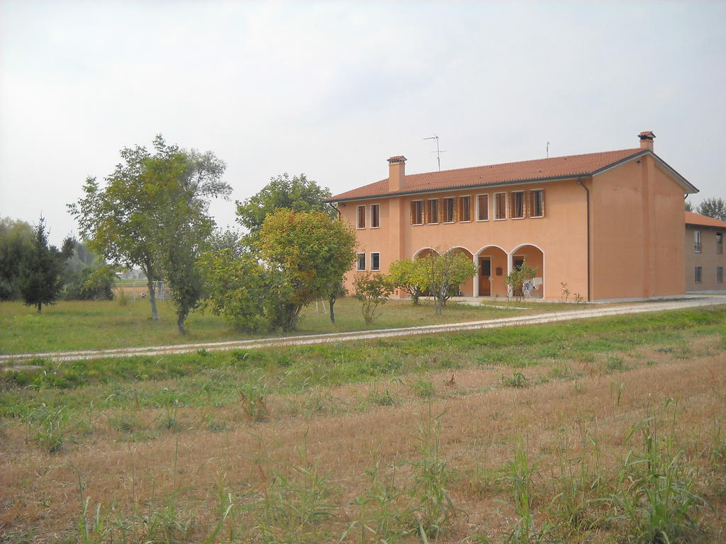 Agriturismo Campi Di Grano Roncade Bagian luar foto