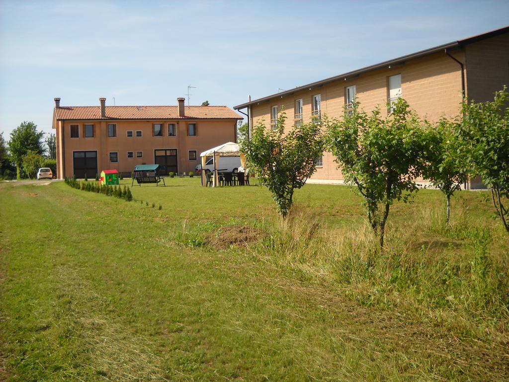 Agriturismo Campi Di Grano Roncade Bagian luar foto